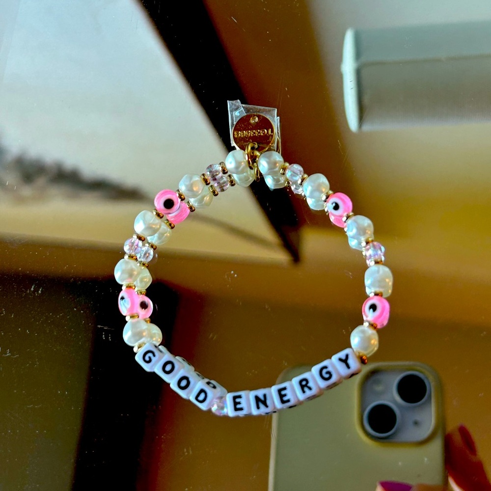 Good Energy” Stretchy Beaded Bracelet with Nazar Battu (Evil Eye) Charm- NWT